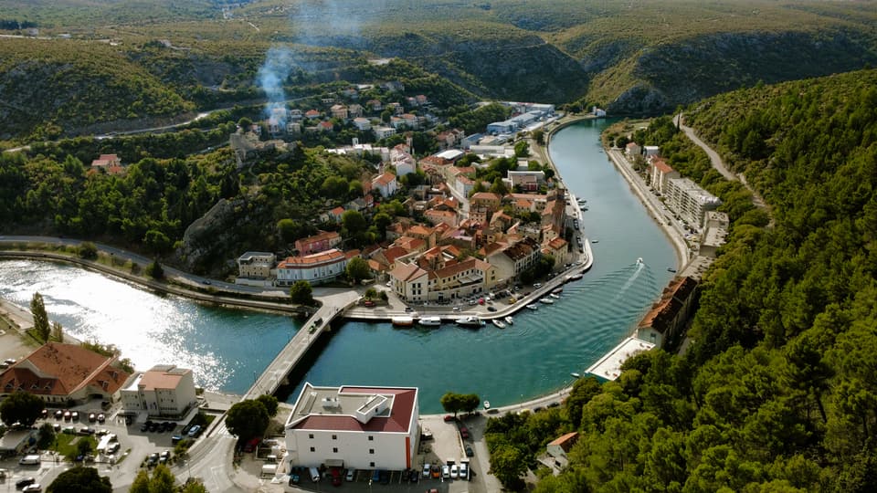 Obrovac i kanjon Zrmanje iz zraka